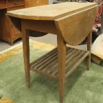 790 8372 DROP-LEAF TABLE